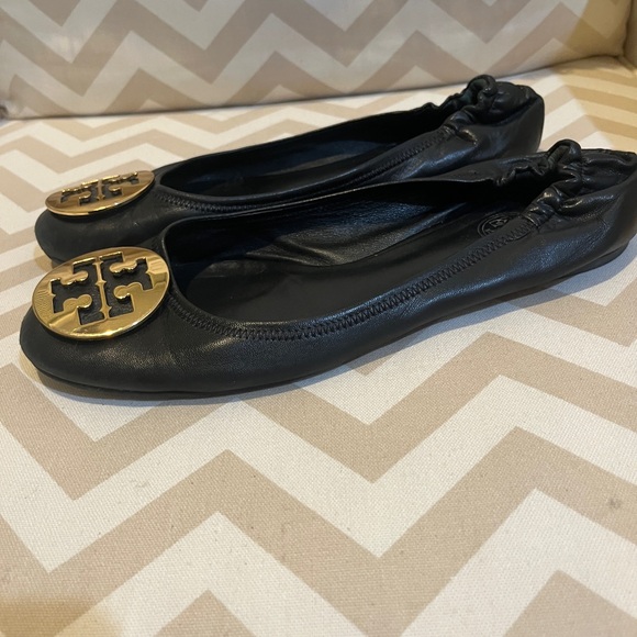 Tory Burch Black Flats with Gold Logo - Picture 2 of 6